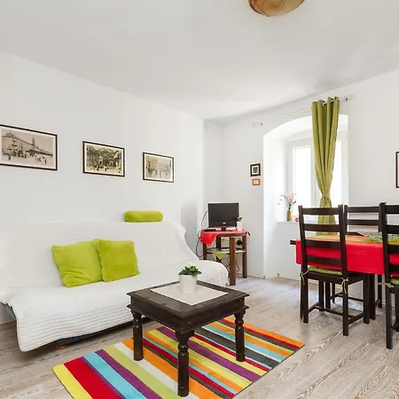 Apartment Nocturno